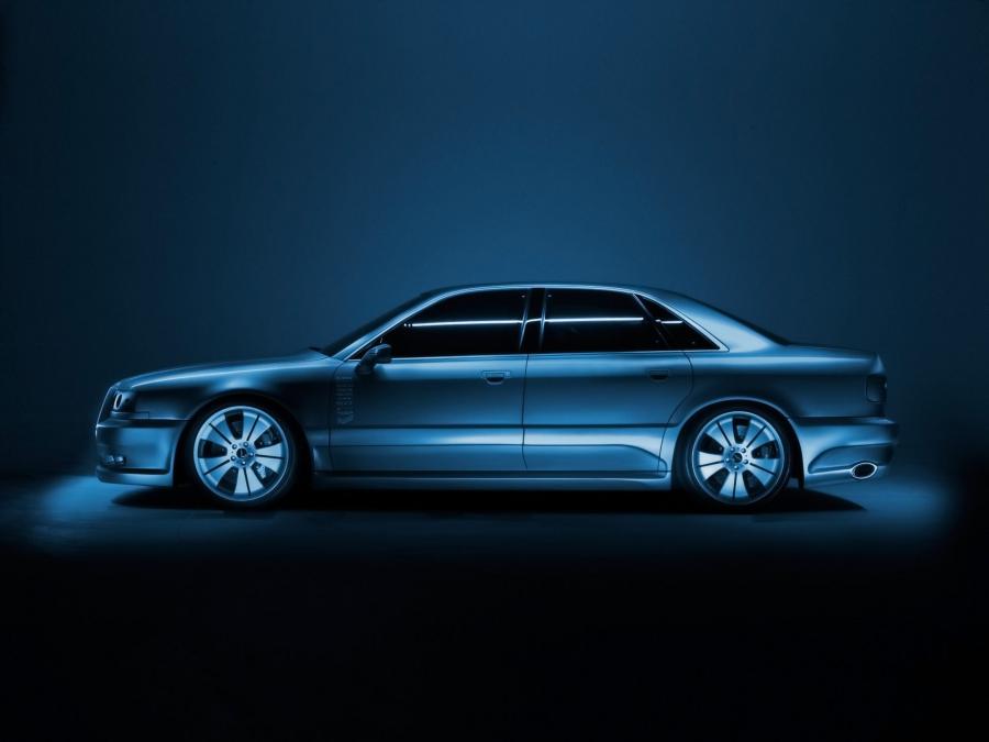  Audi S8 Parotech Sony (D2) 2004 года  (фото 1 из 3)